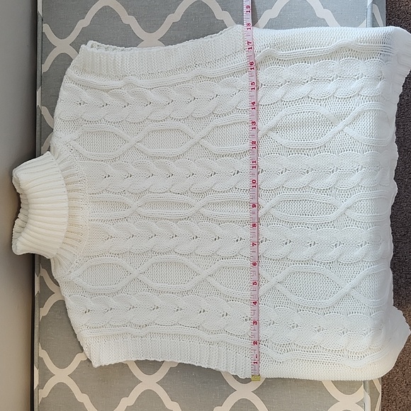 Sweater Vest - Picture 6 of 7